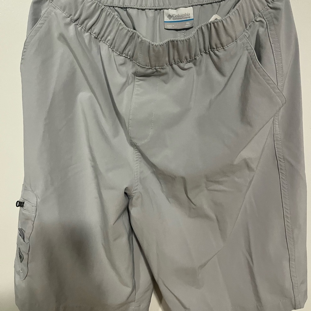 Columbia Kids Light Gray Cargo Shorts